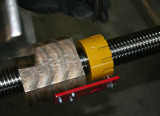 Screw/Nut system
