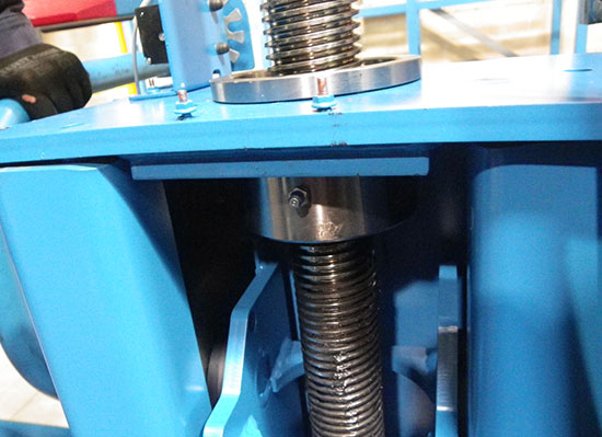 Screw/Nut system
